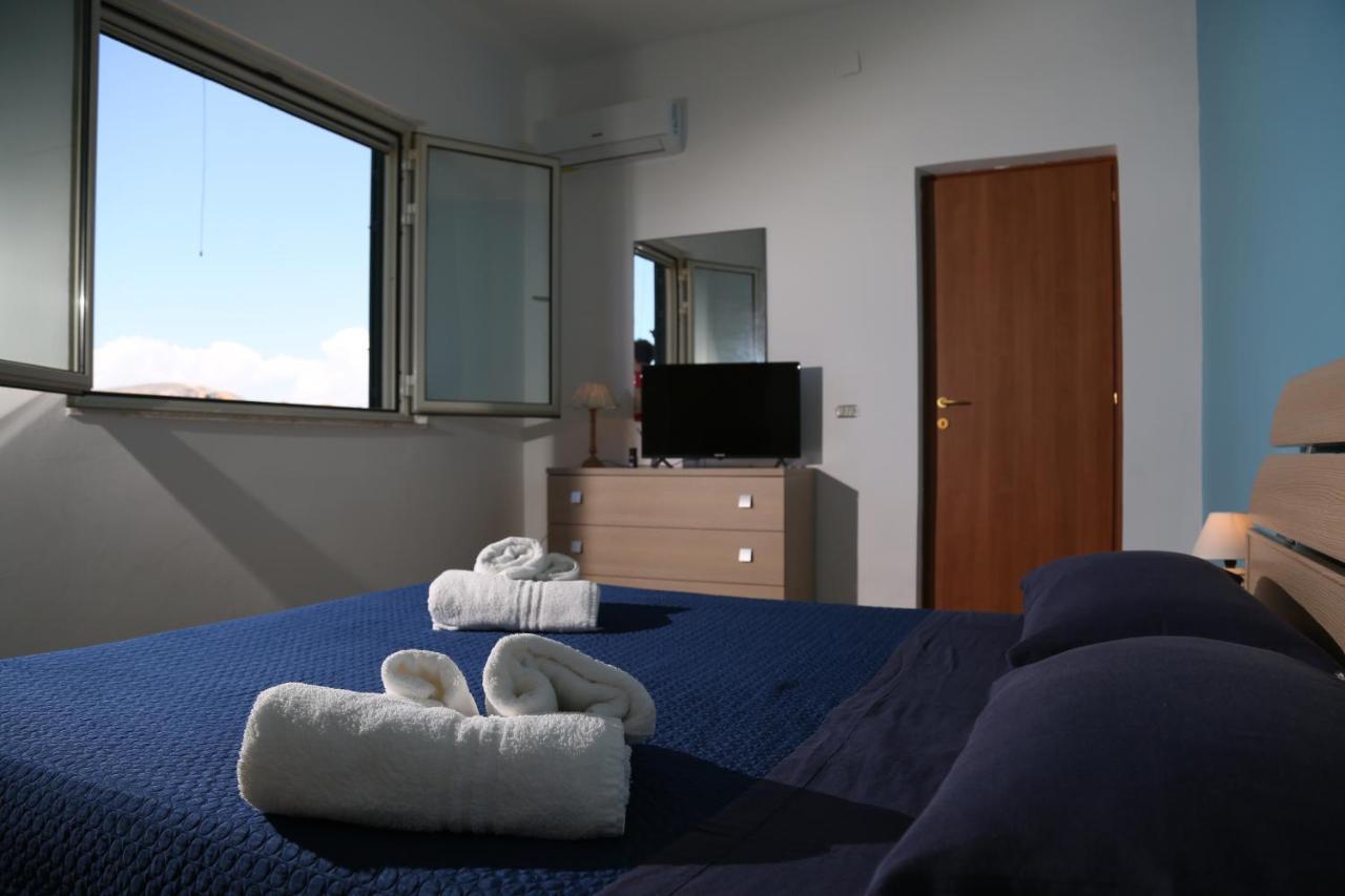 Hotel Petraleuka Realmonte Esterno foto