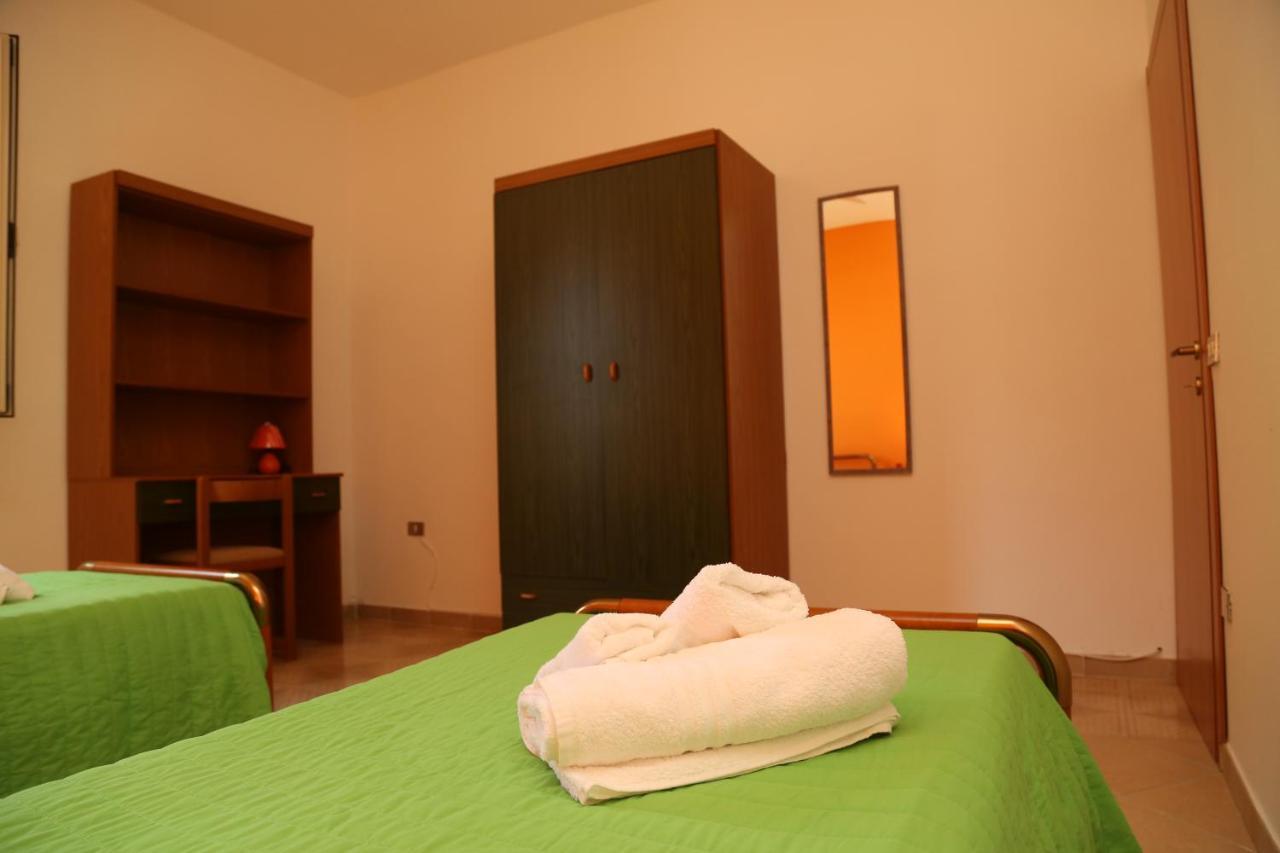 Hotel Petraleuka Realmonte Esterno foto